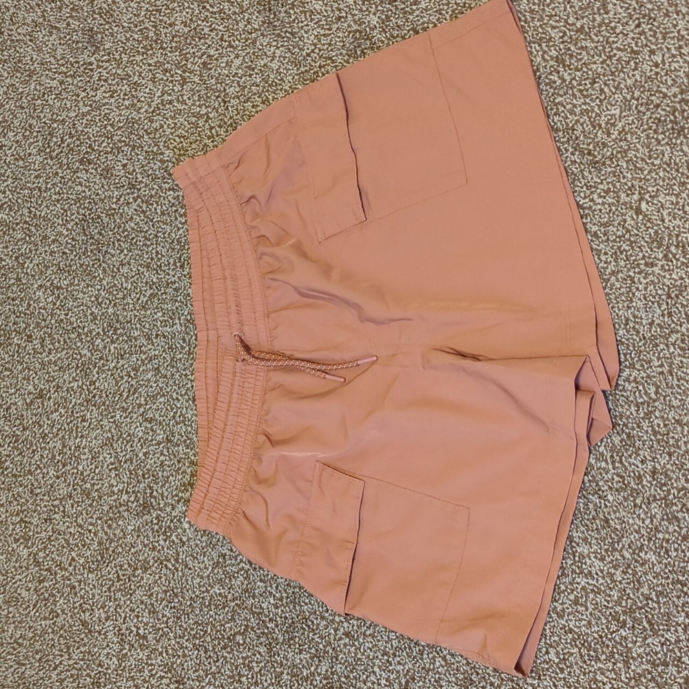 Old Navy StretchTech Shorts size L